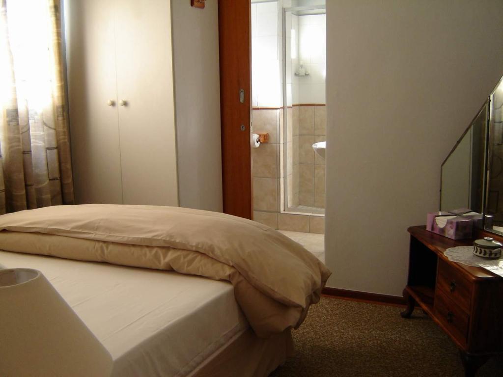 Cedar Lodge Guest House Robertson Room photo