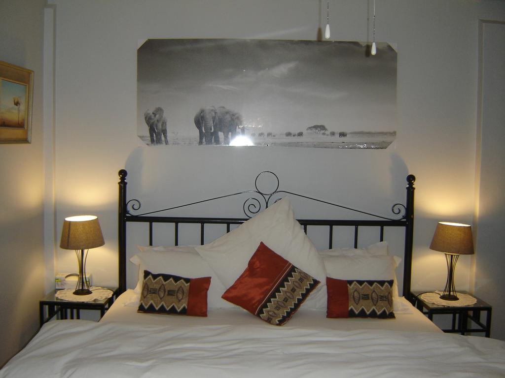 Cedar Lodge Guest House Robertson Room photo