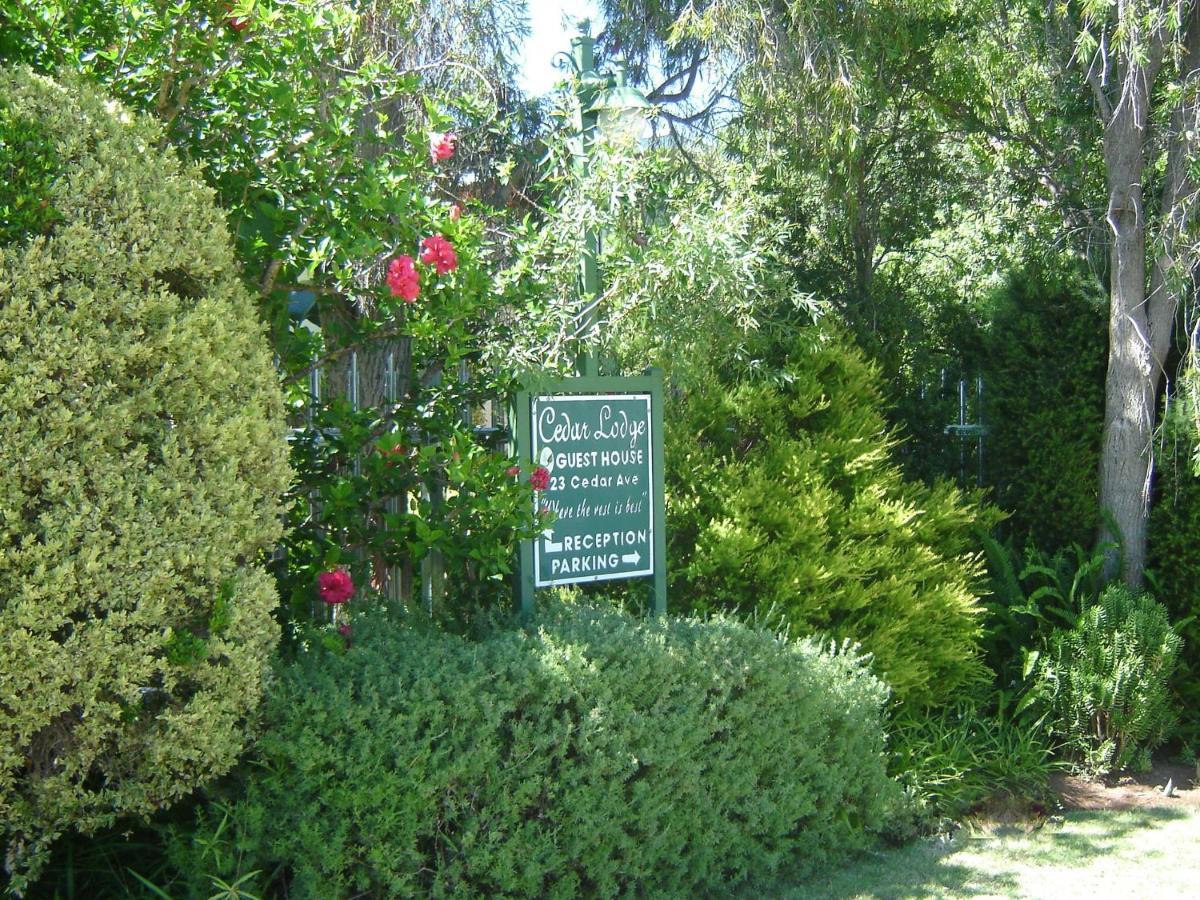 Cedar Lodge Guest House Robertson Exterior photo